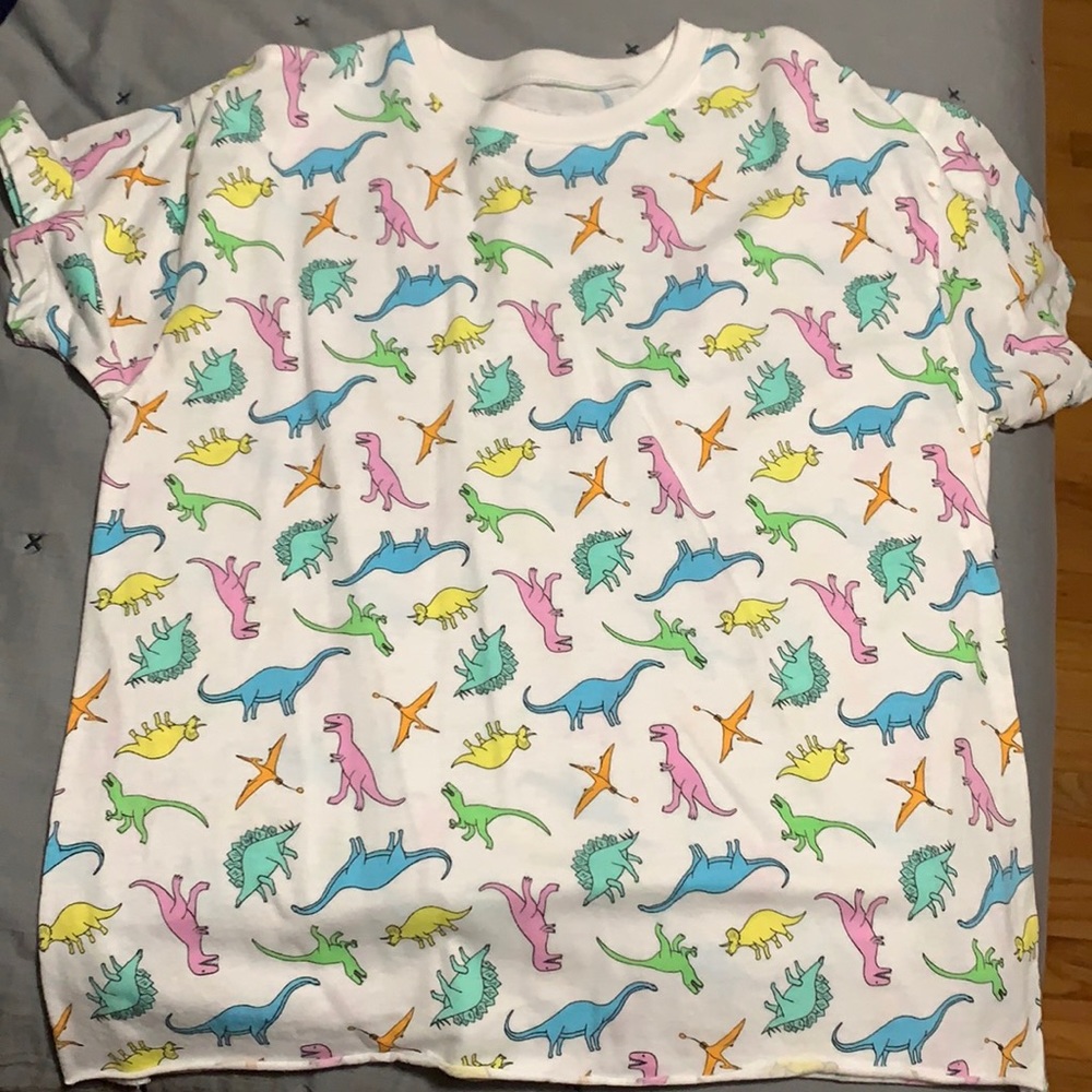 Graphic tee crop top